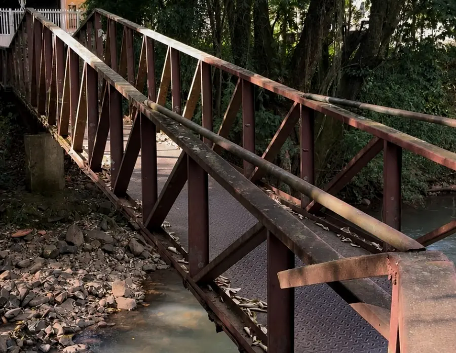 Vereadora Rita Weiss sugere construção de nova passarela para ligar os bairros Cruzeiro do Sul e Vila Pedrini em Joaçaba