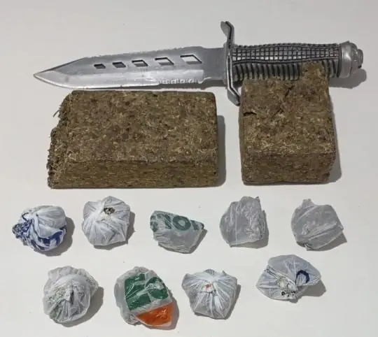 Polícia Militar apreende cerca de 420 gramas de maconha e anotações do tráfico em Herval d’Oeste