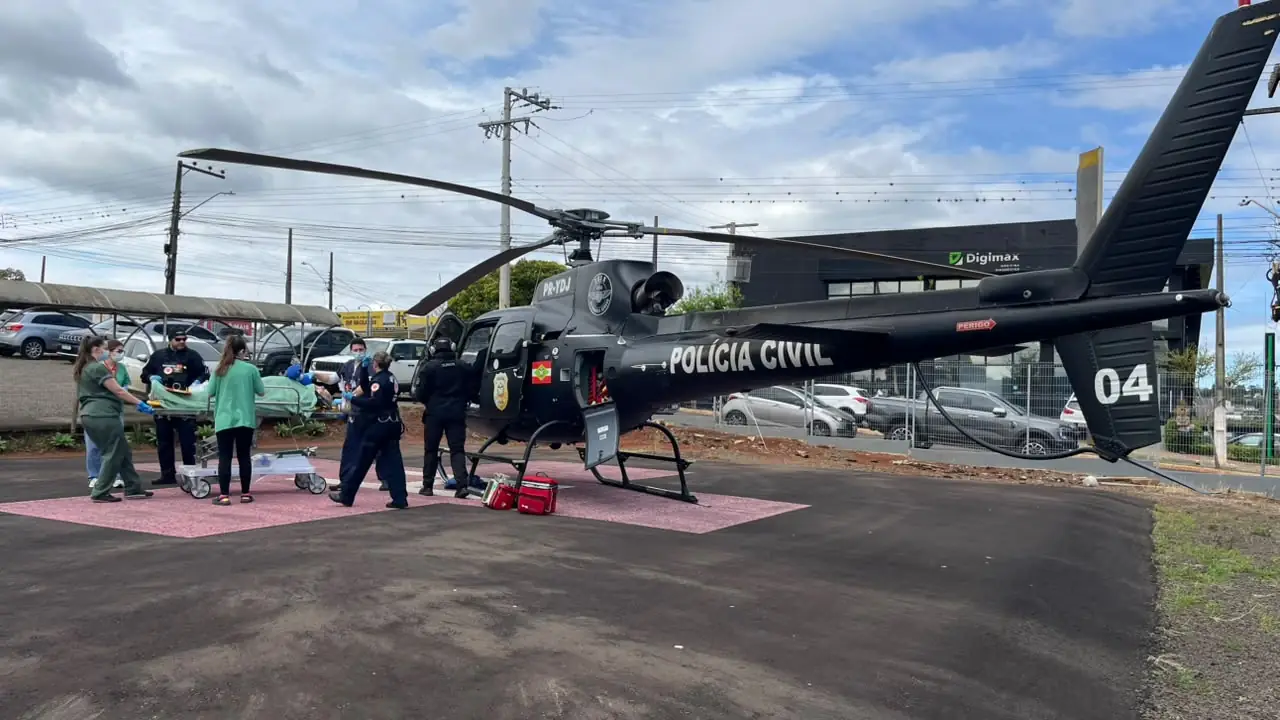 Idoso que esfaqueou esposa morre em hospital após se ferir gravemente em Chapecó