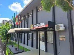Polícia Civil cumpre buscas e apreensões em Joaçaba e Concórdia por suspeita de fraude com criptomoedas